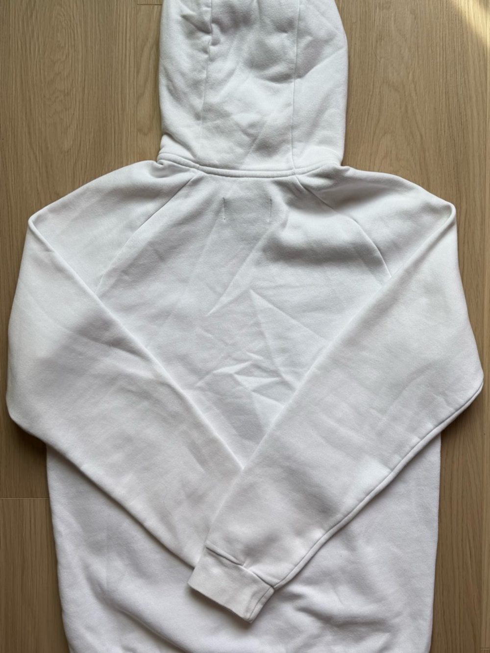 Jordan White Hoodie with Red Jumpman Neck Logo - Picture 2 of 3